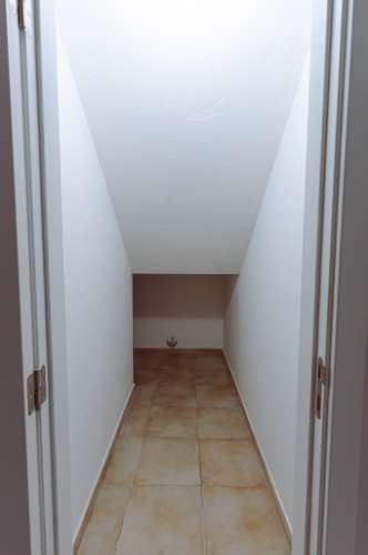 MORADIA T3 REMODELADA C/ GARAGEM | ESTRADA DAS MACHADAS