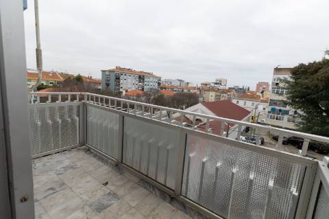Apartamento T3 em Setúbal