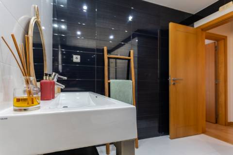 Moradia T4 - Arrendamento Curta Duração