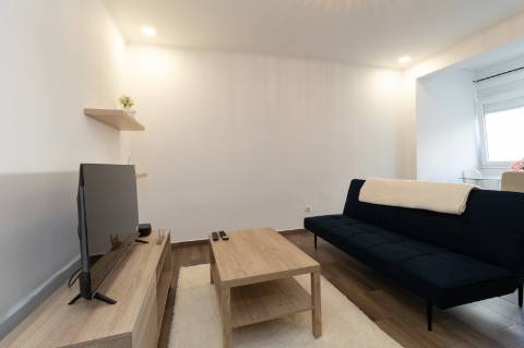 Apartamento T3 na Av. Infante D. Henrique, 30, São Sebastião, Setúbal