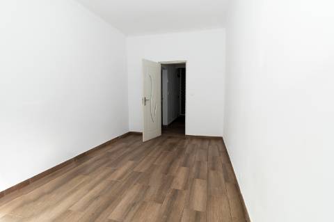 Apartamento T3 na Av. Infante D. Henrique, 30, São Sebastião, Setúbal