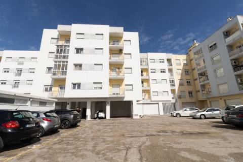 Apartamento T3 com Parqueamento