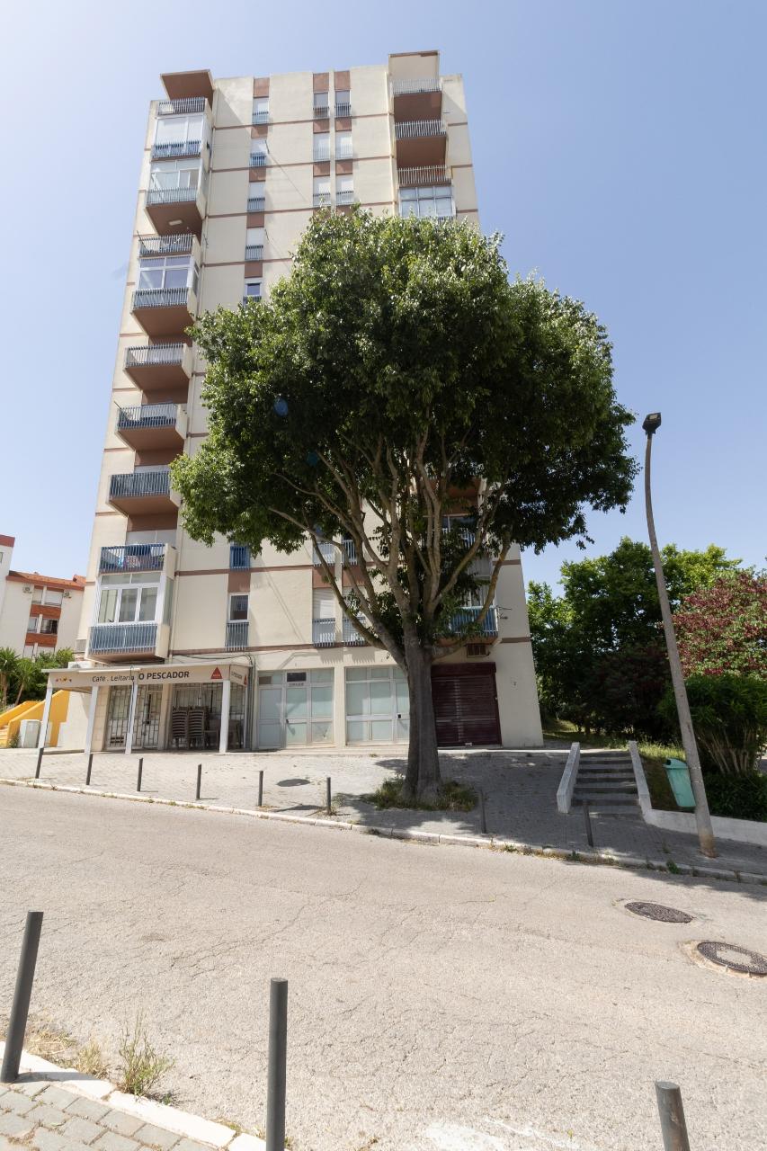 Loja para Arrendamento - Zona da Reboreda, Setúbal
