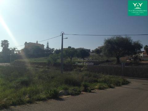 Lote em Matos Mouriscos