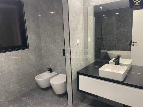 Vivenda Luxuosa em Alvor