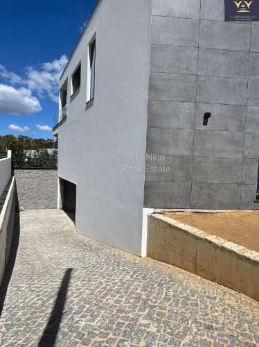 Vivenda Luxuosa em Alvor