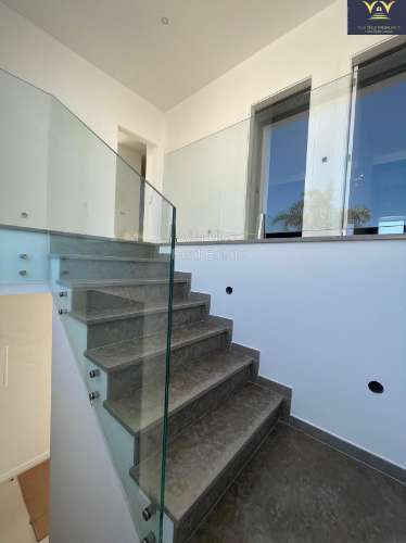 Vivenda T4 com Piscina e Garagem perto do Golf