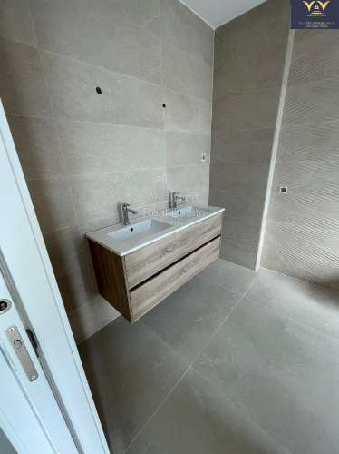 Vivenda T4 com Piscina e Garagem perto do Golf