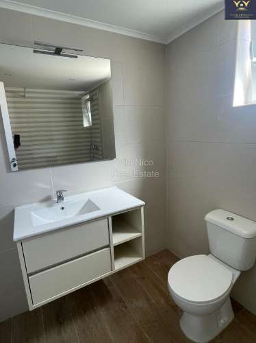 **Casa Típica Remodelada em Burgau - A 100 Metros da Praia! **