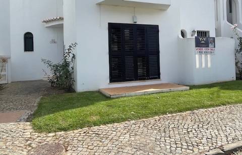 Moradia Geminada em Montes de Alvor