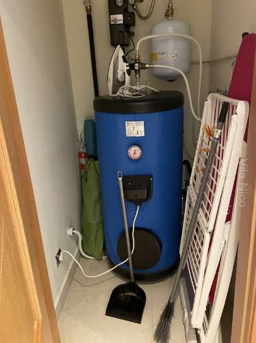 Apartamento totalmente mobiliado em condominio fechado