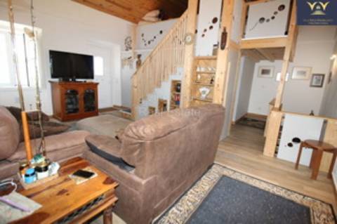 **Moradia Geminada em Estômbar com Vista para o Rio**