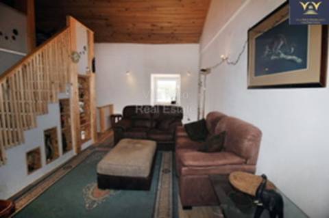 **Moradia Geminada em Estômbar com Vista para o Rio**