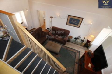 **Moradia Geminada em Estômbar com Vista para o Rio**