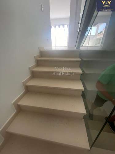 **Moradia Independente à Venda em Mexilhoeira Grande**