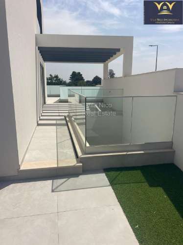 Moradia Isolada com Piscina e 4 ensuite