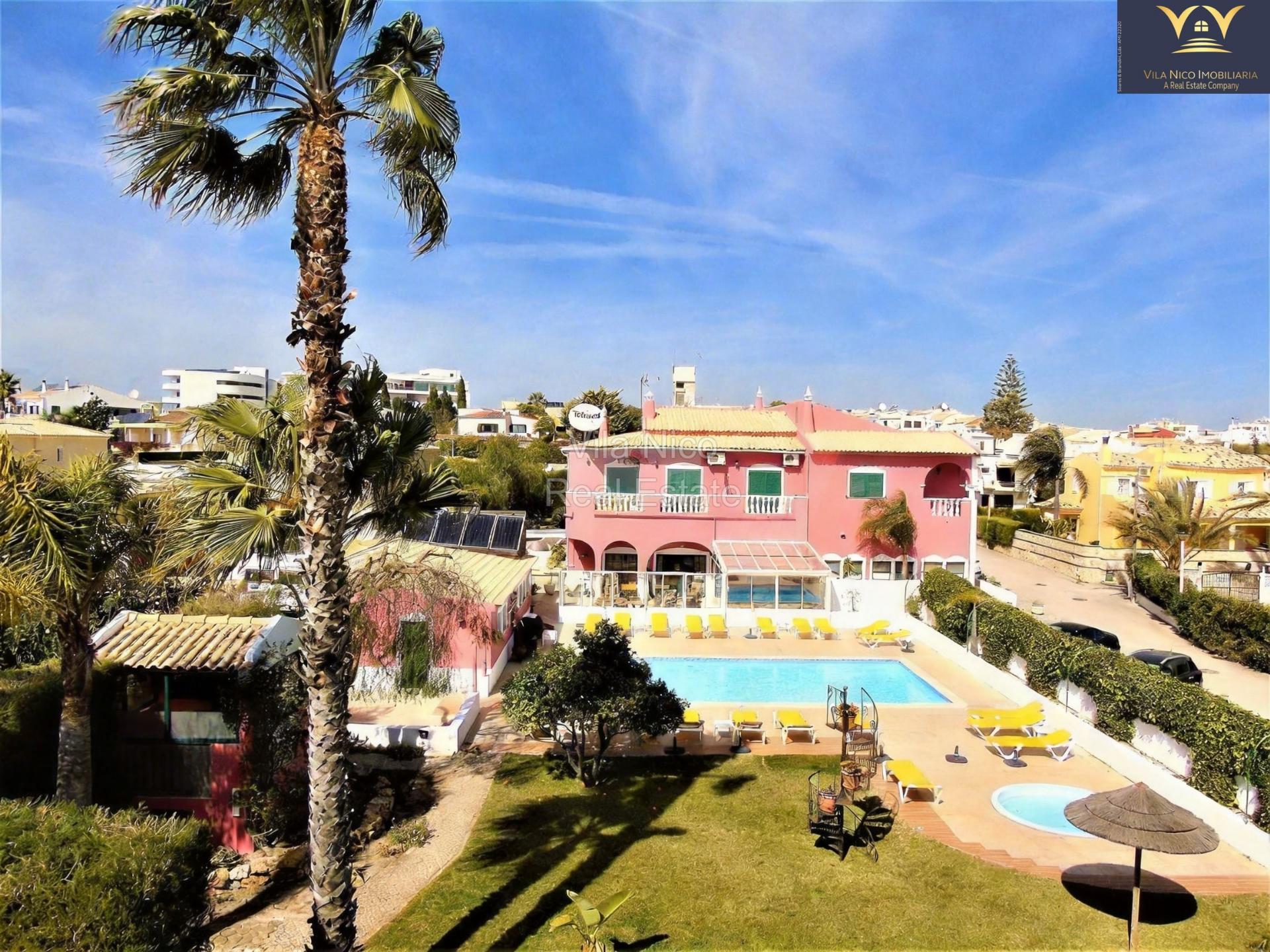 **Moradia Independente em Lagos - Oportunidade Única! **
