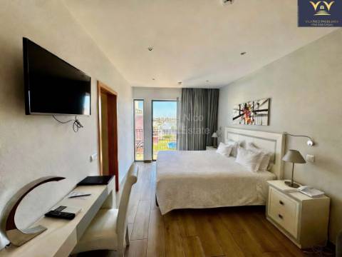 **Moradia Independente em Lagos - Oportunidade Única! **
