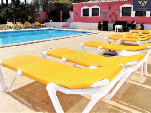 **Moradia Independente em Lagos - Oportunidade Única! **
