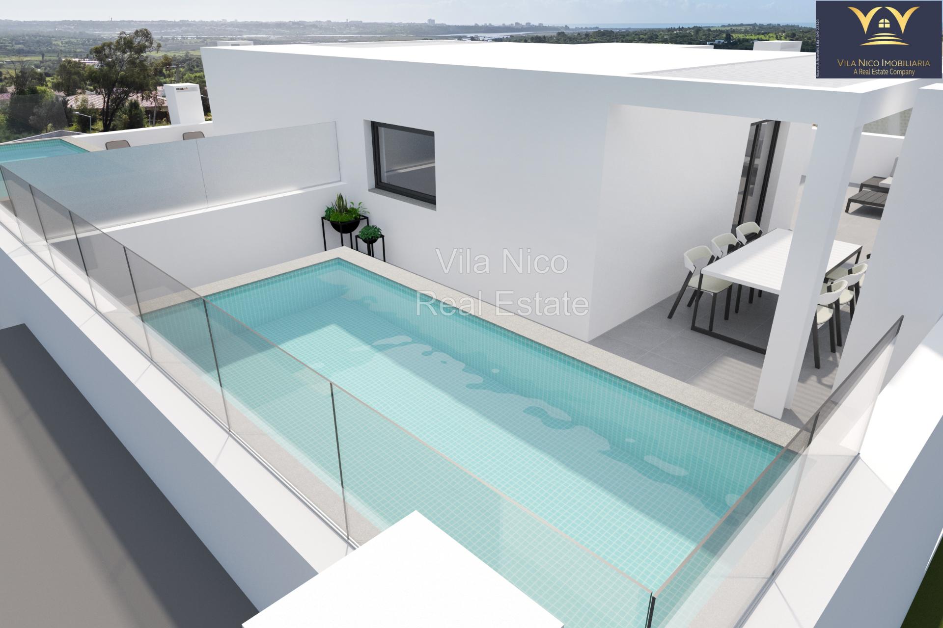 Penthouse com 3 quartos, piscina privativa no terraço e vistas do mar