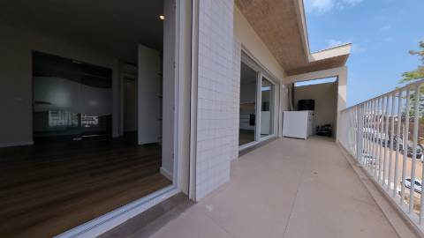 **Apartamento Penthouse 199 m2 de Luxo em Portimao**