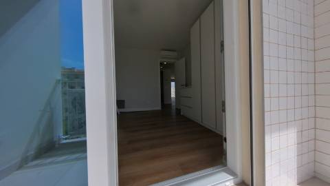 **Apartamento Penthouse 199 m2 de Luxo em Portimao**