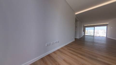**Apartamento Penthouse 199 m2 de Luxo em Portimao**
