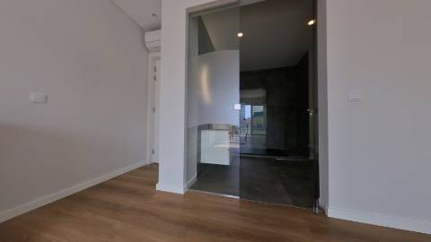 **Apartamento Penthouse 199 m2 de Luxo em Portimao**