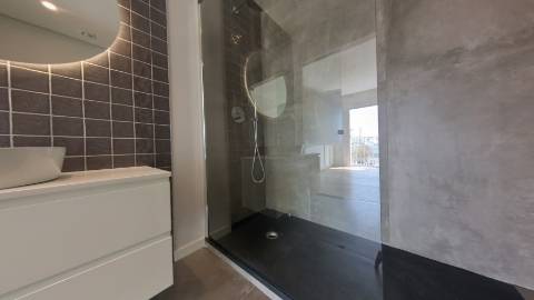 **Apartamento Penthouse 199 m2 de Luxo em Portimao**