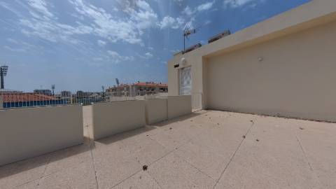 **Apartamento Penthouse 199 m2 de Luxo em Portimao**