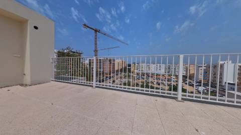 **Apartamento Penthouse 199 m2 de Luxo em Portimao**