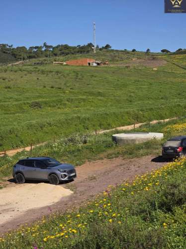 Casa com Lote de 9910 m2 com agua, luz e Saneamento