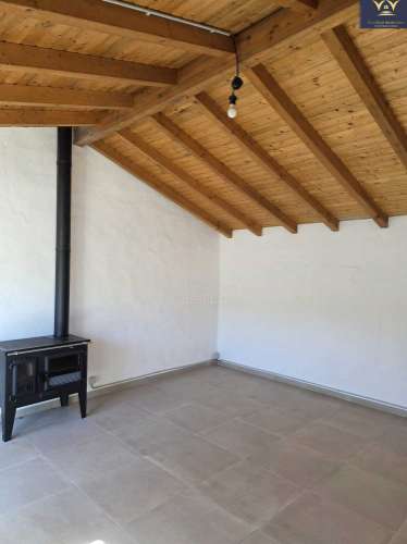 Casa com Lote de 9910 m2 com agua, luz e Saneamento