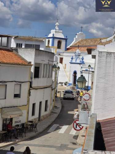 Casa / Moradia independente à venda em Rua 25 de Abril 22, Alvor