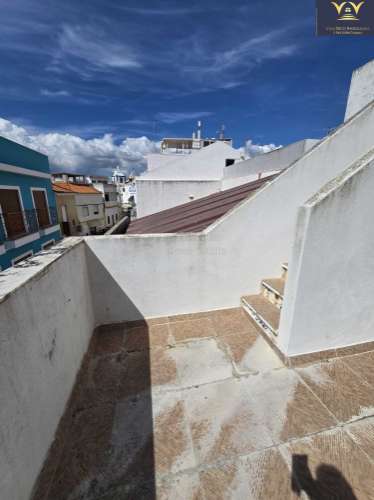 Casa / Moradia independente à venda em Rua 25 de Abril 22, Alvor