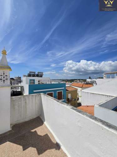 Casa / Moradia independente à venda em Rua 25 de Abril 22, Alvor