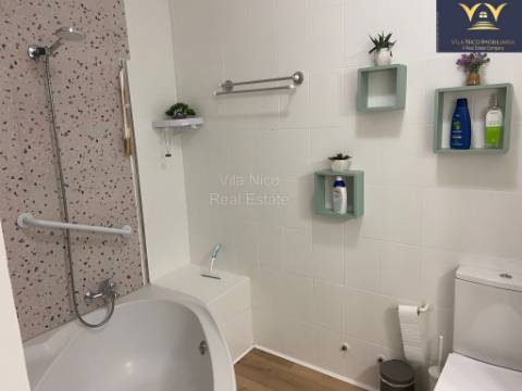 **Apartamento T2 com Vista Deslumbrante da Ria do Arade em Portimão