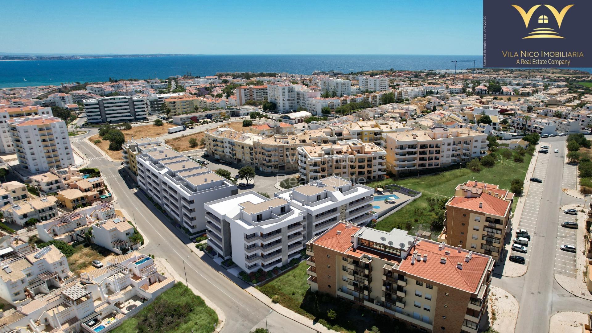 DOMUS 23 T1+1+Duplex - Apartamentos de Luxo Contemporâneo a 5 Minutos da Praia de Porto de Mós, Lagos