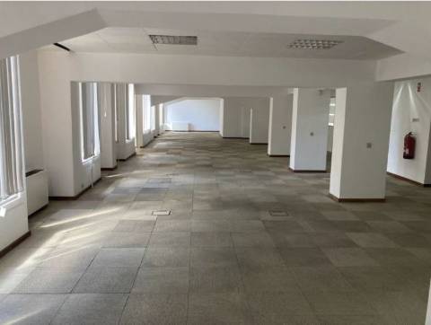 Escritório de Banco em Lisboa