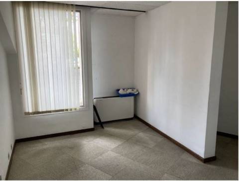 Escritório de Banco em Lisboa