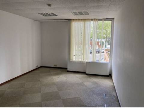 Escritório de Banco em Lisboa