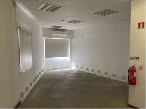 Escritório de Banco em Lisboa