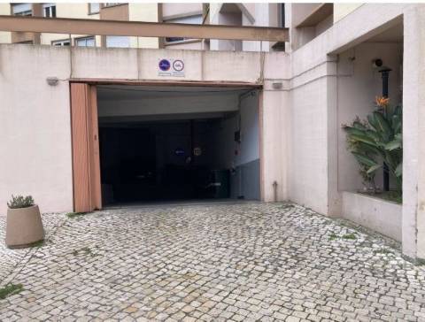 Escritório de Banco em Lisboa