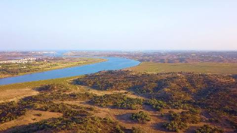 Terreno Misto com 284.600m2 em Azinhal, Castro Marim no Algarve.