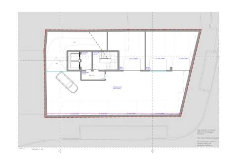 Terreno urbano para construção de um prédio habitacional