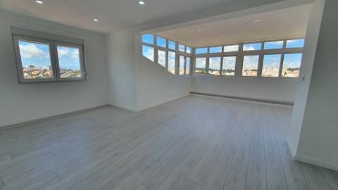 T3 totalmente remodelado na Agualva