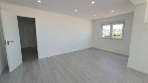 T3 totalmente remodelado na Agualva