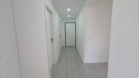 T3 totalmente remodelado na Agualva