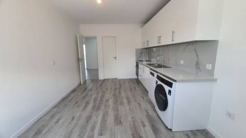 T3 totalmente remodelado na Agualva