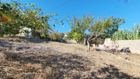 Terreno urbano para construção de moradia em São Marcos